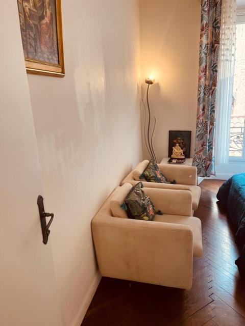 Chez Claudia Bed & Breakfast Cannes Exterior photo